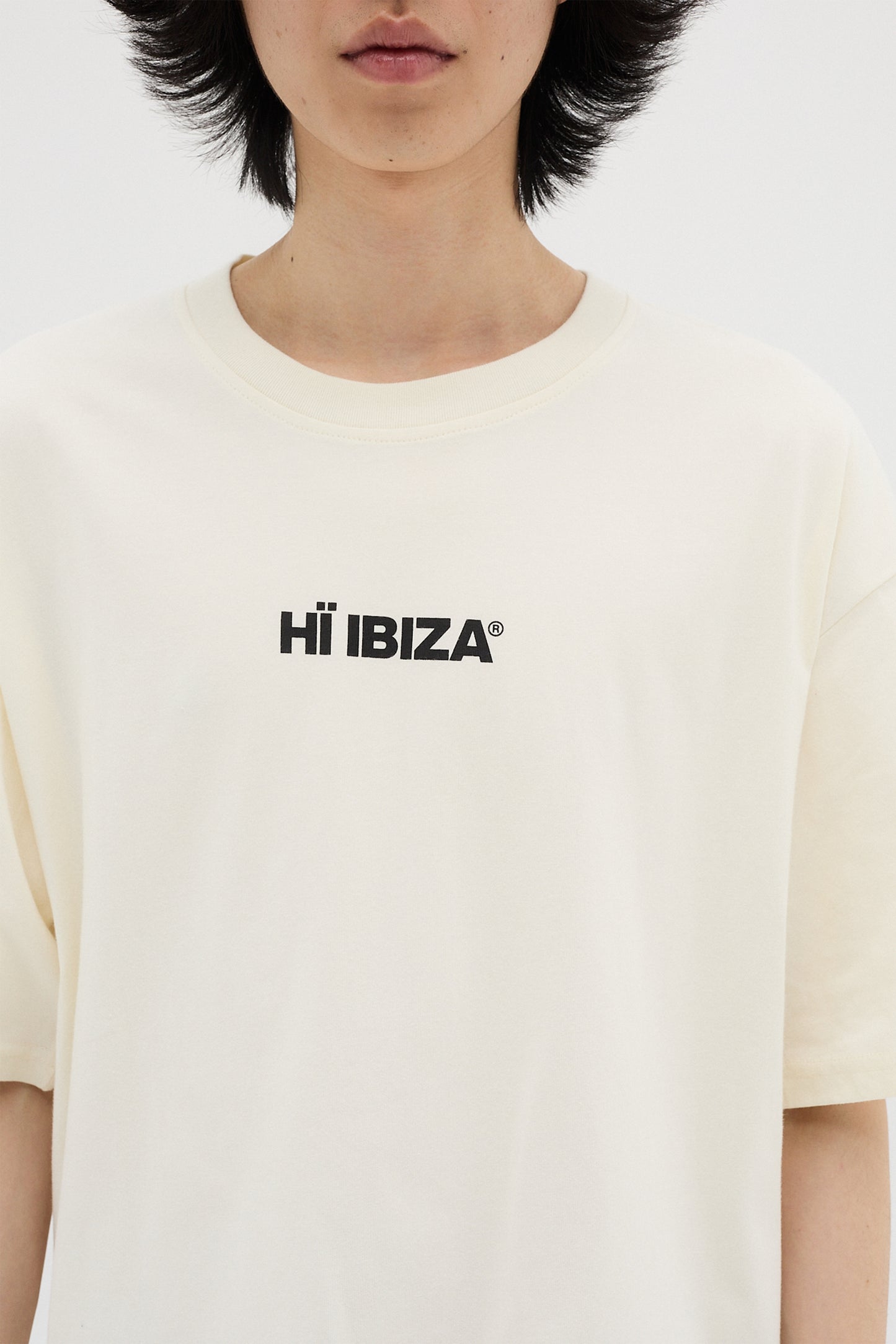 AROUND THE WORLD TEE