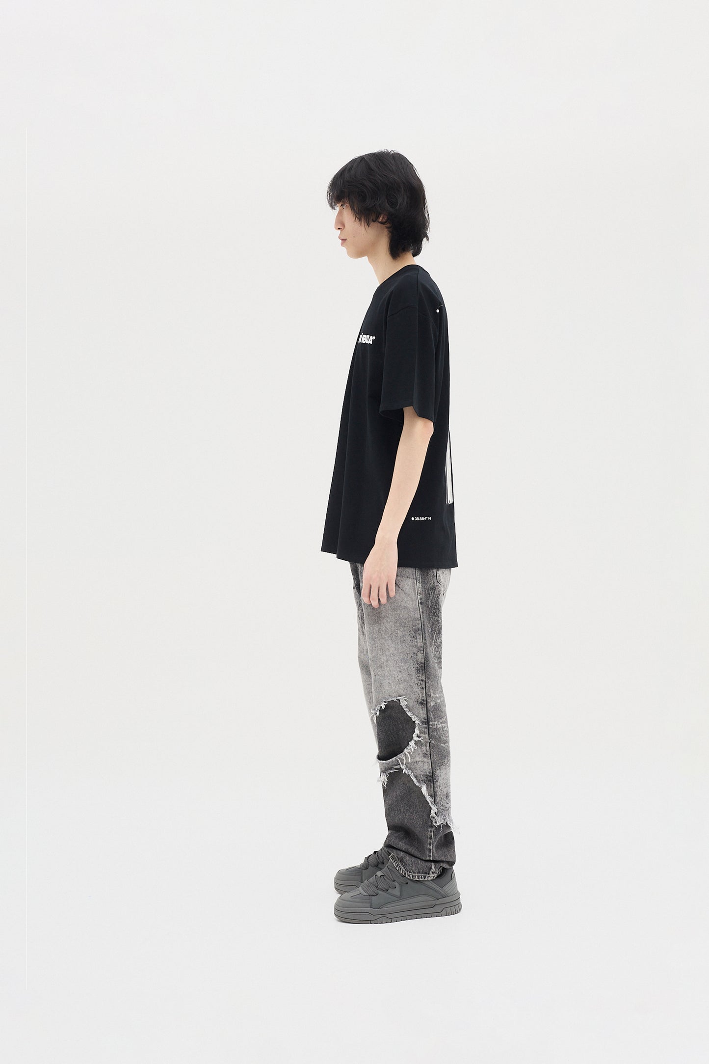 LINKED TEE