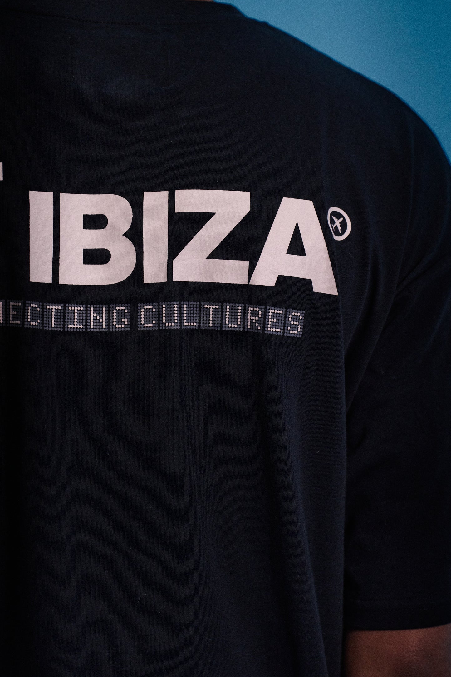 CONNECTING CULTURES BLACK T-SHIRT