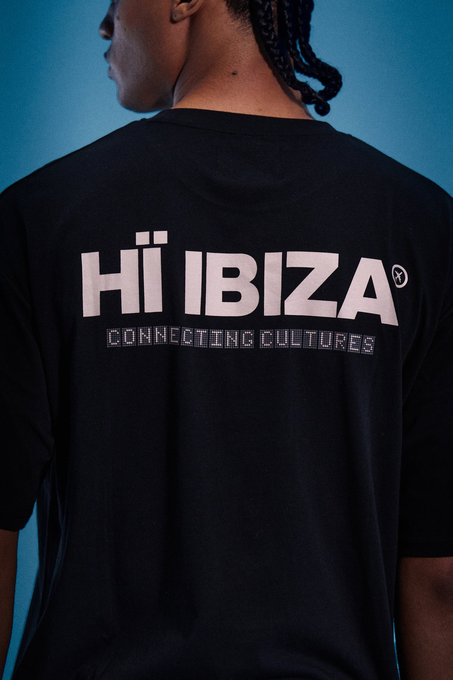 CONNECTING CULTURES BLACK T-SHIRT