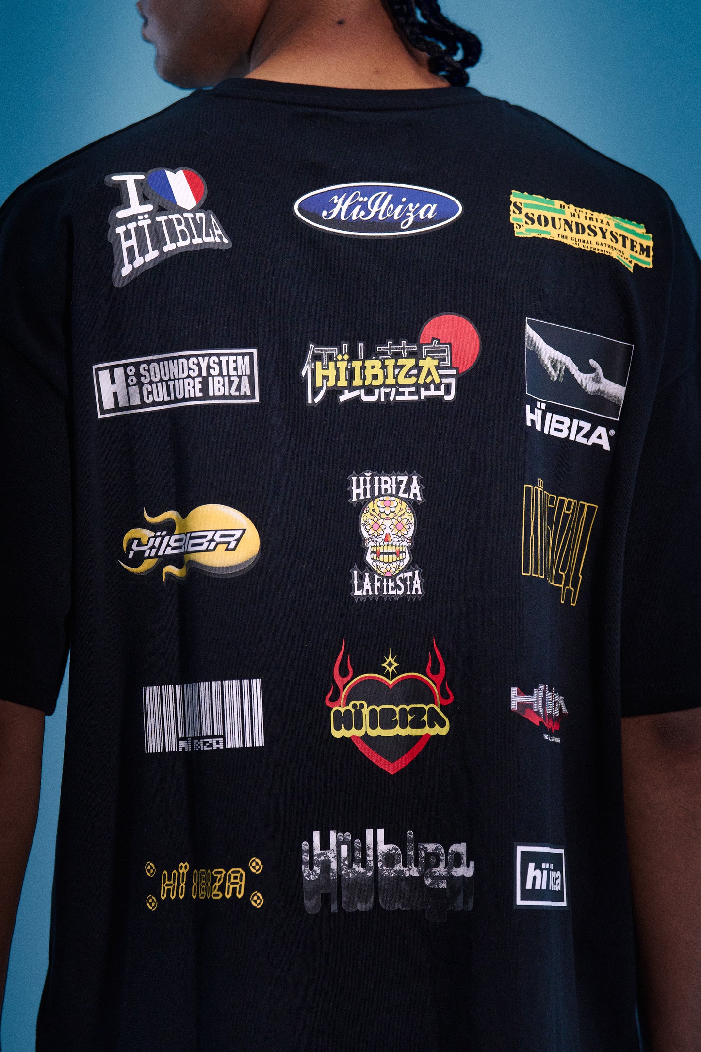 WORLD TOUR STICKER T-SHIRT