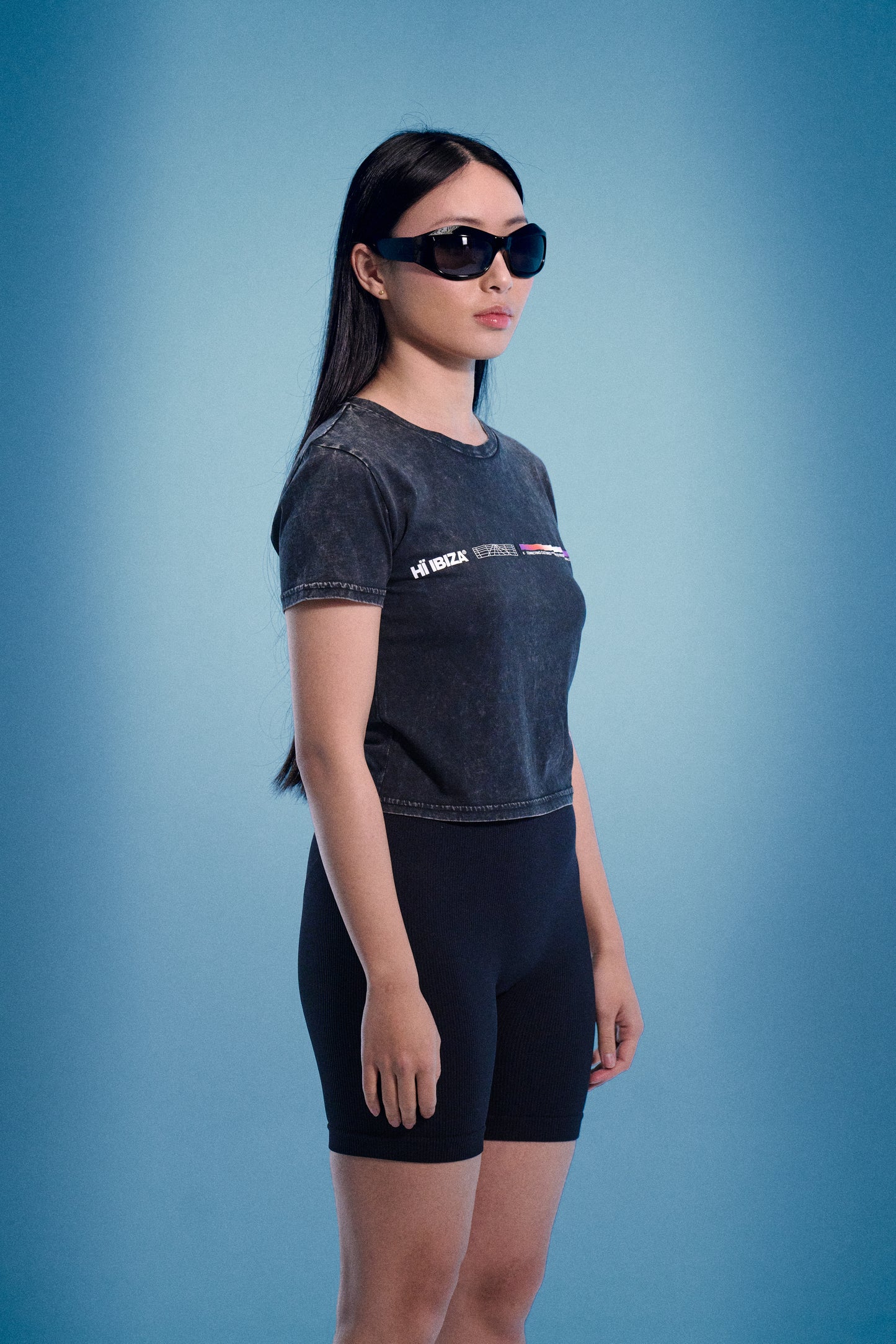 HYBRID LOGO BLACK BABYDOLL TEE