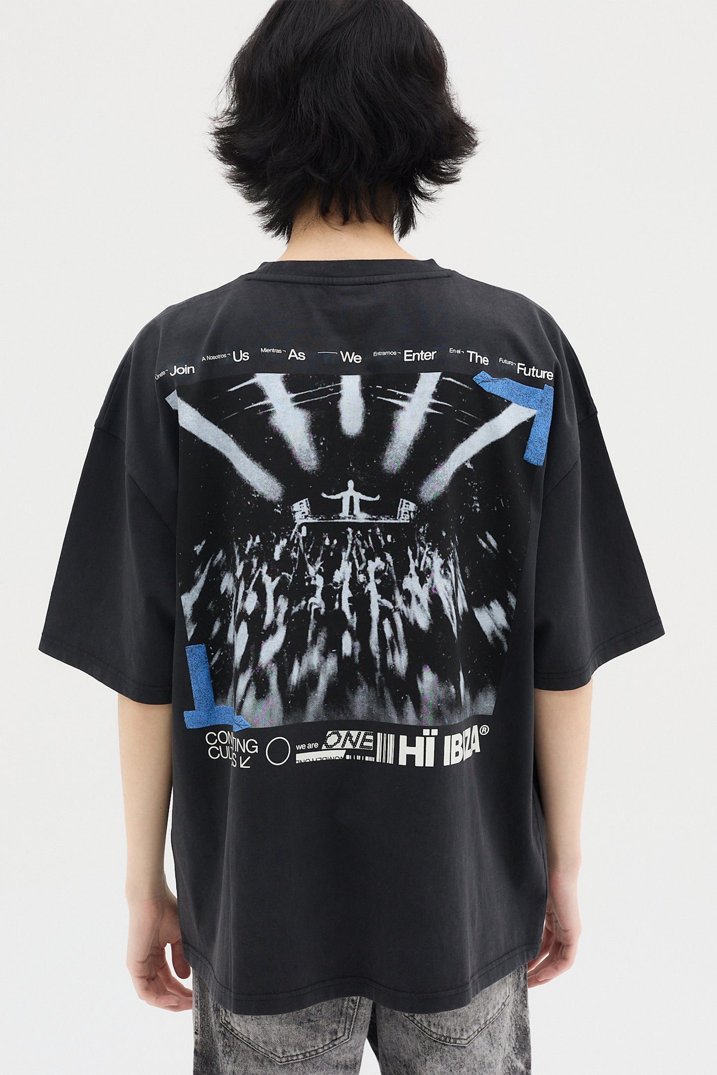 TAPE TEE
