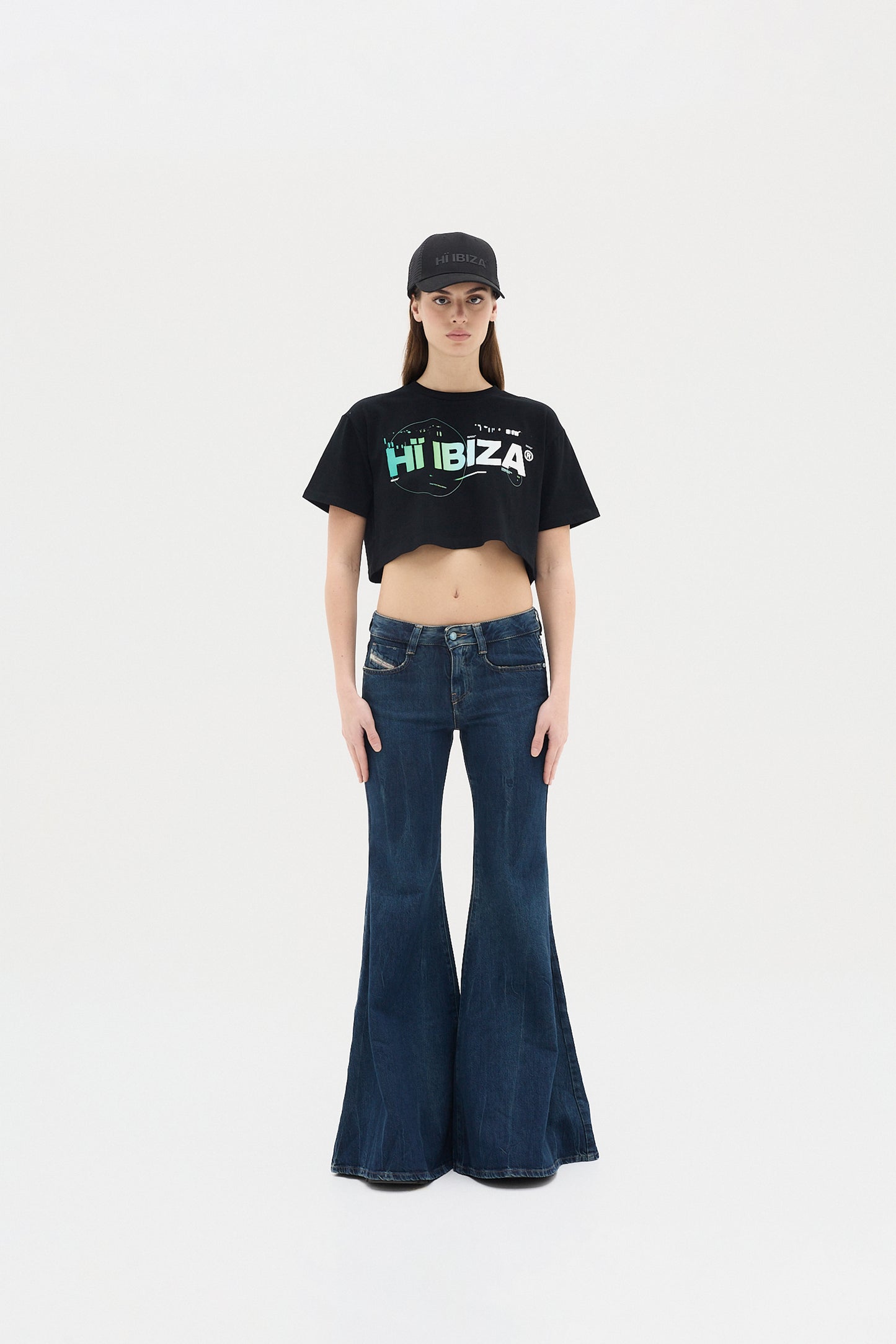 GRADIENT LOGO CROP TOP