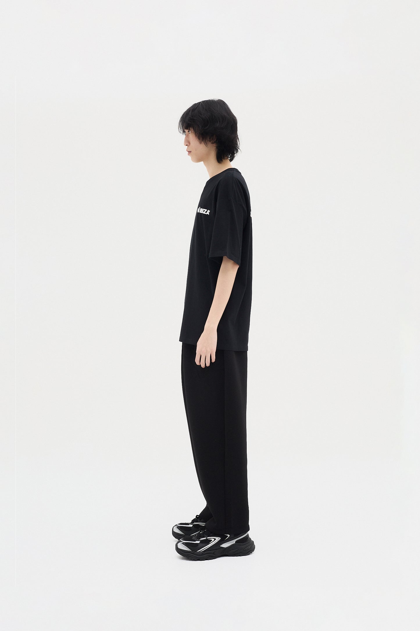 CONNECTING CULTURES BLACK TEE