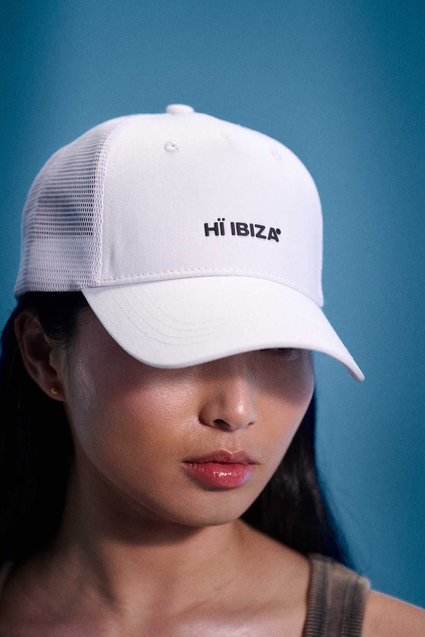 WHITE CAP HI