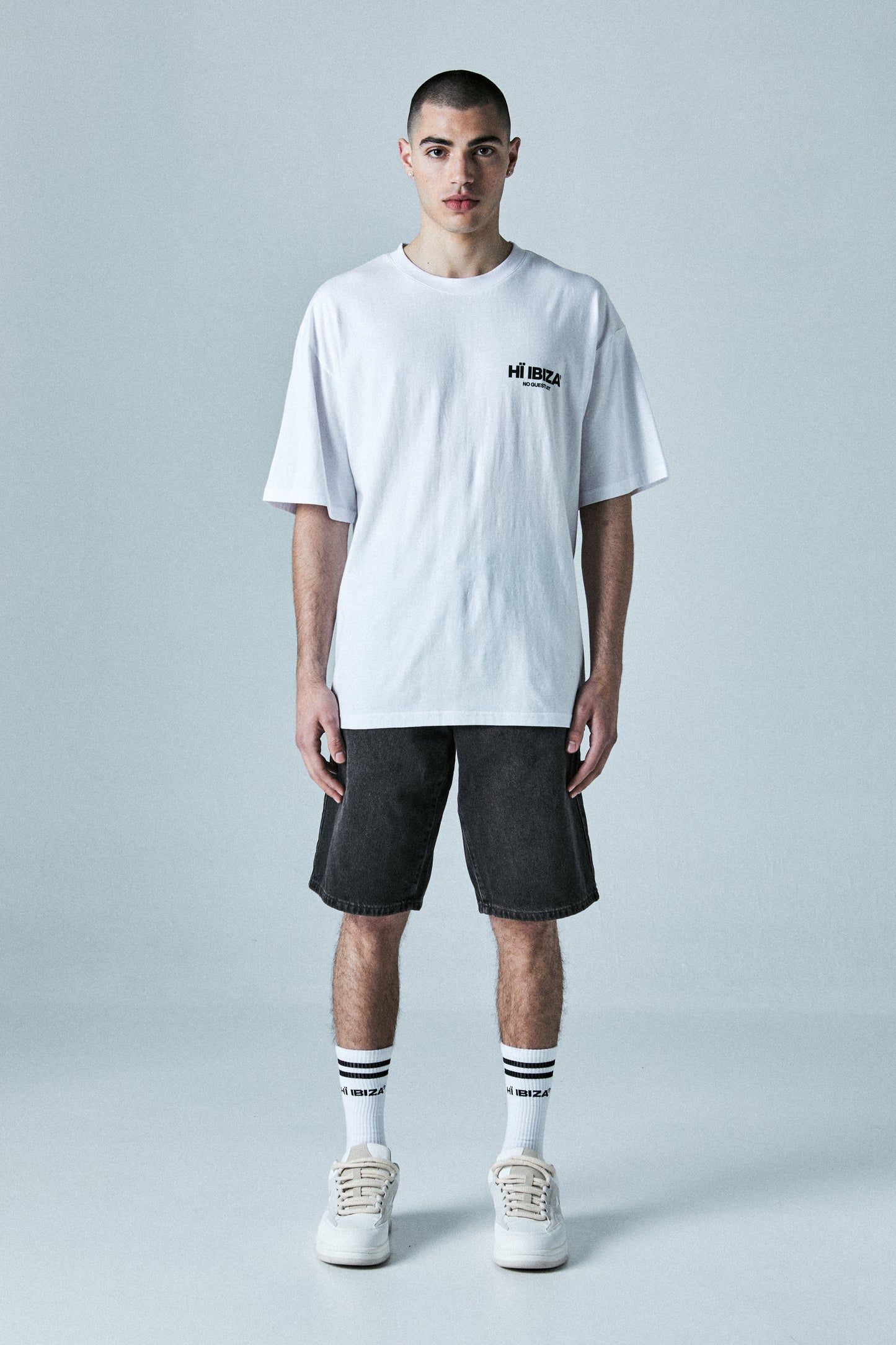 WHITE NO GUESTLIST TEE