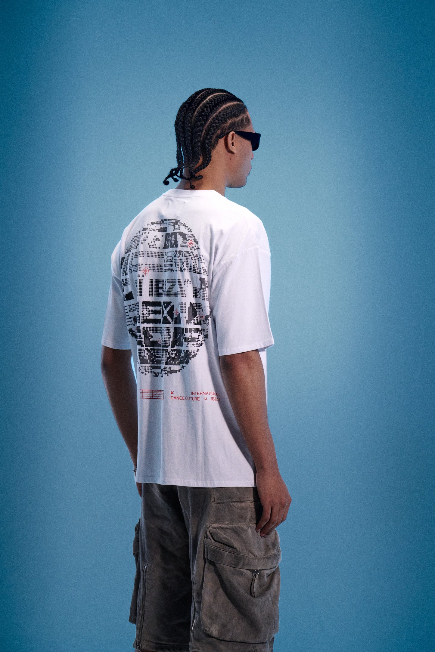 CONNECTED GLOBE TEE WHITE