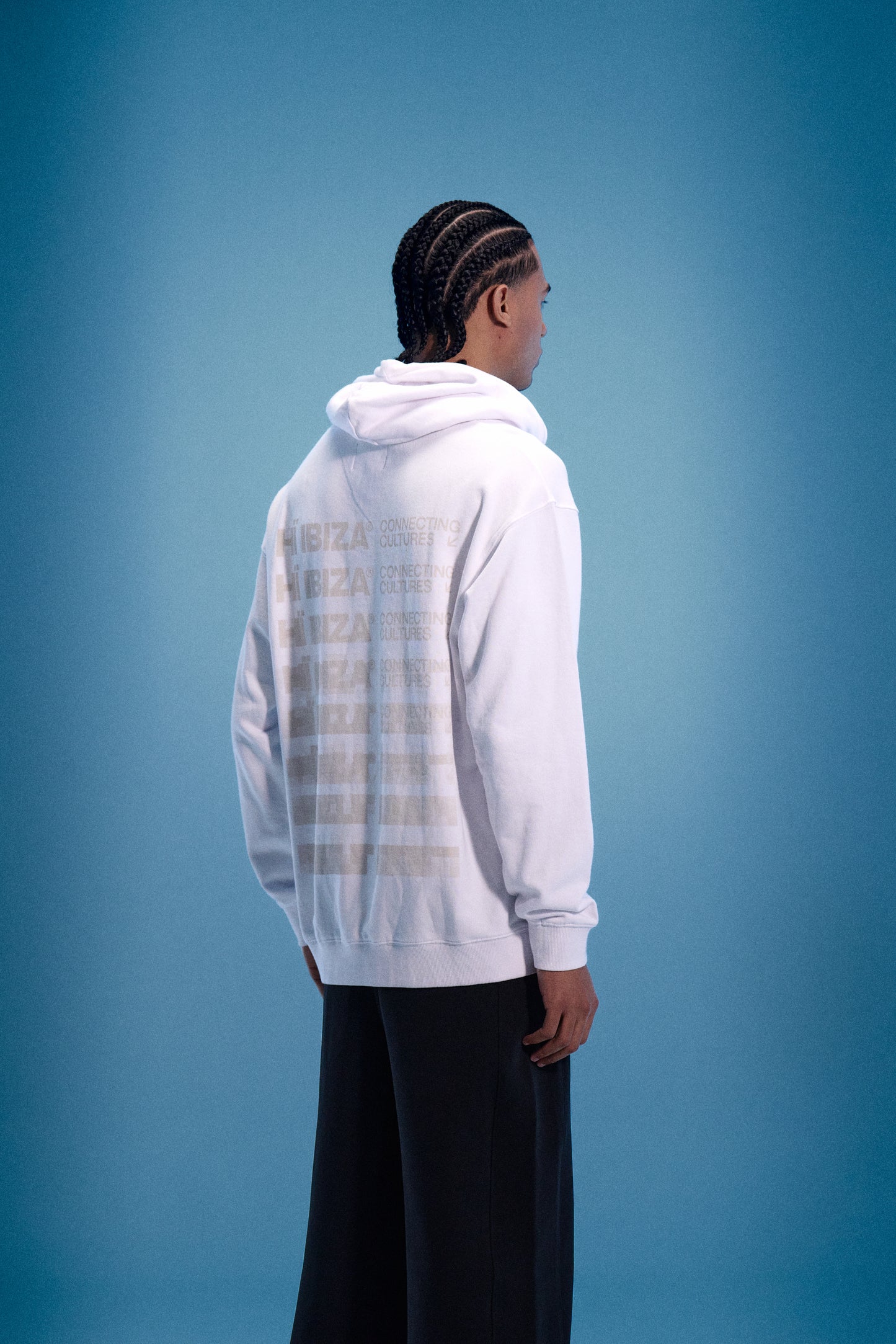CONNECTED GLOBE WHITE HOODIE