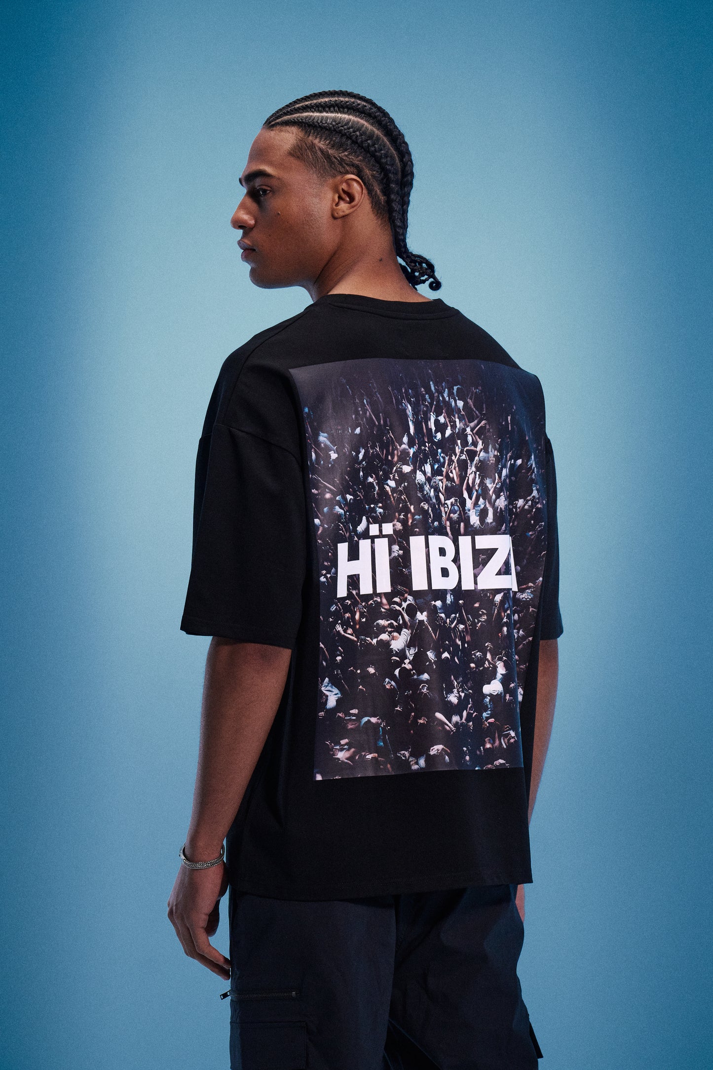CLUB SCENE BLACK T-SHIRT