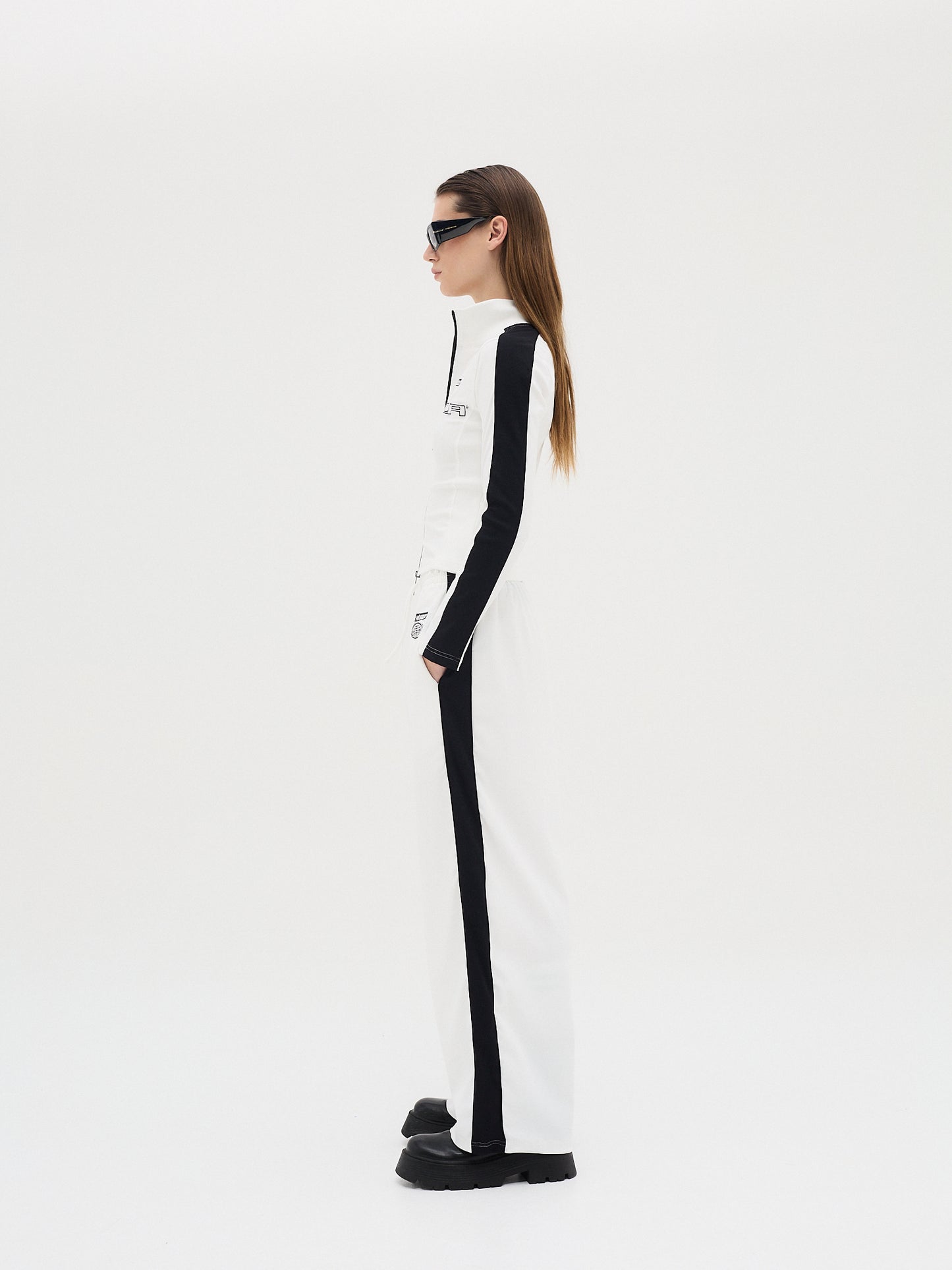 HYBRID SWEATSHIRT