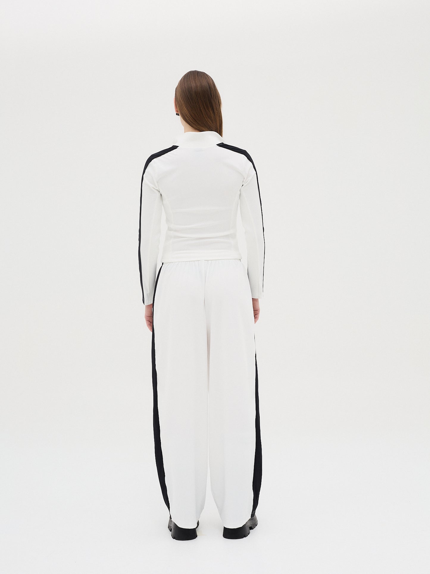 HYBRID SWEATSHIRT